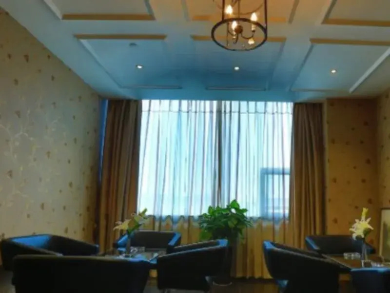Linghang International Hotel