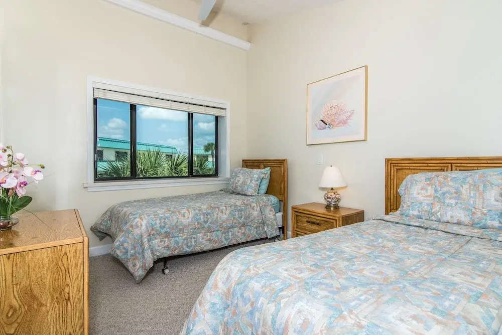 SEA Haven 214 [2/2.5] Free Activities! & Oceanfront Wifi Pool