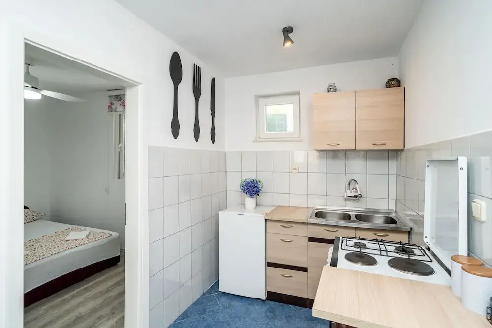 Apartment & Rooms Alan