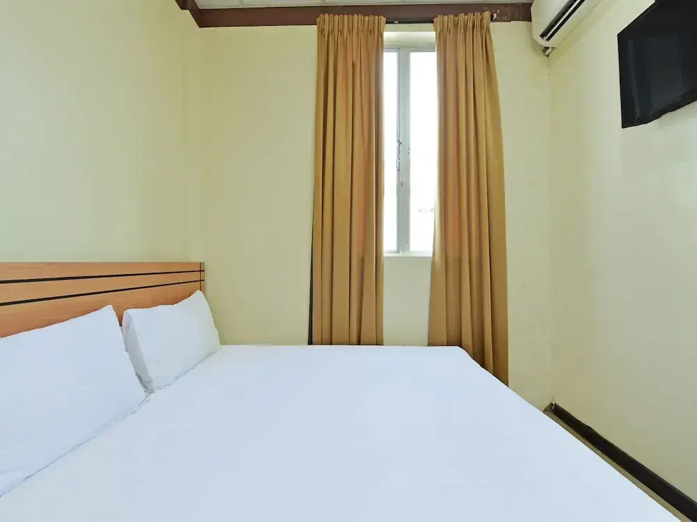 Hotel O Tri Homestay