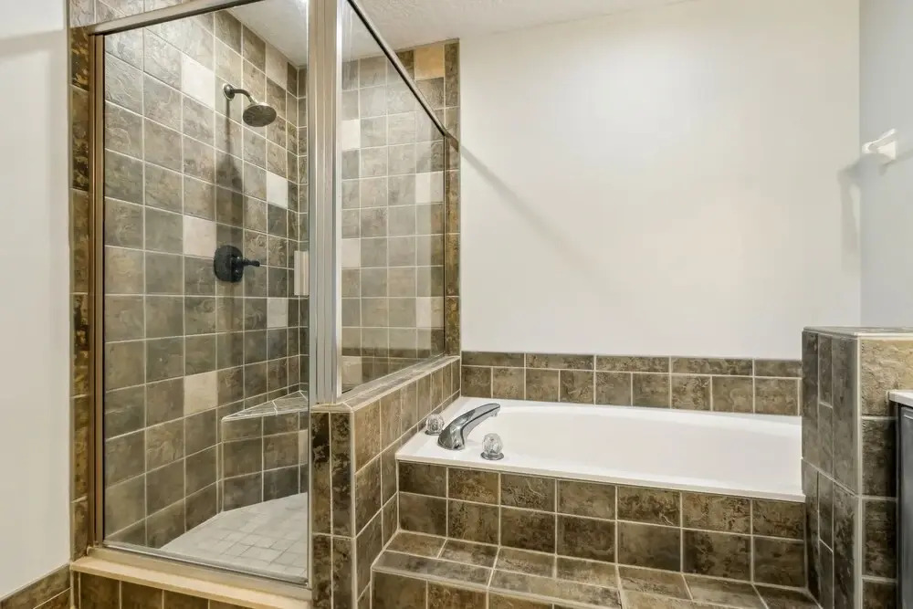 21 Ocean Place 3 Bedroom Condo