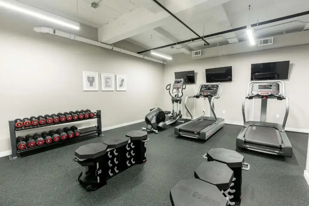 Kislak 305 Luxurious 1BR in Heart of Downtown