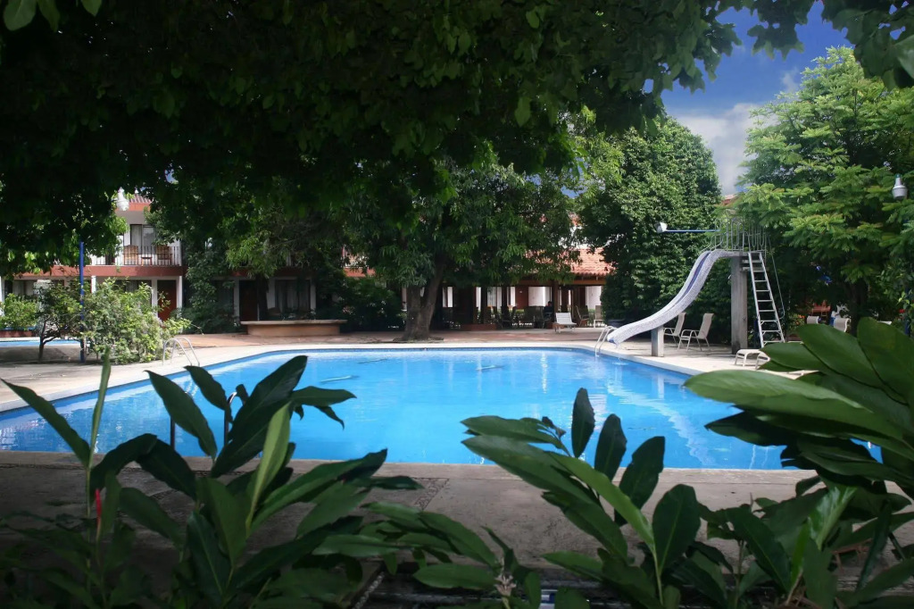 Hotel Boyeros