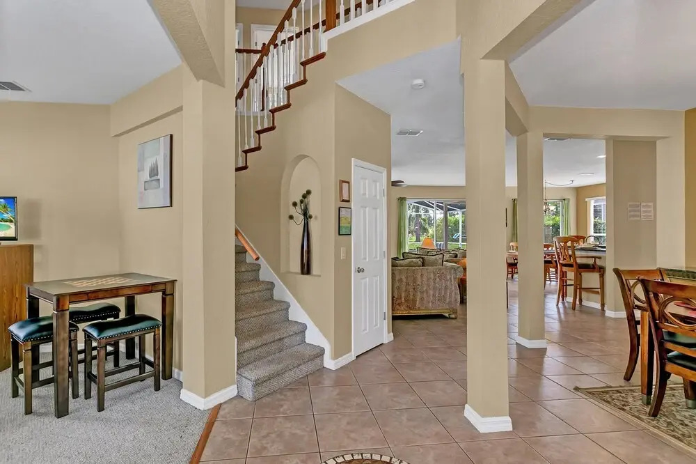 Belfry Villa 458 Davenport
