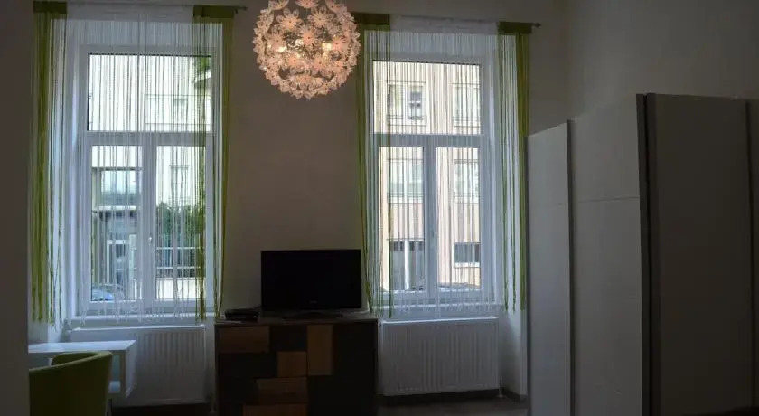 Elegante Ferienwohnung Westbahnhof