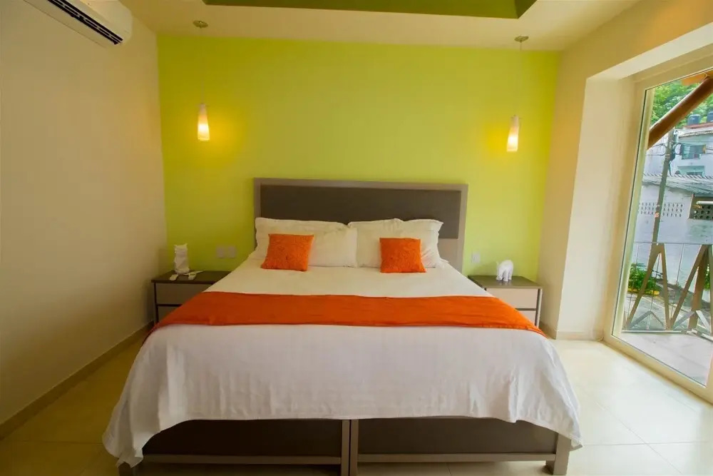 Condo V177 204