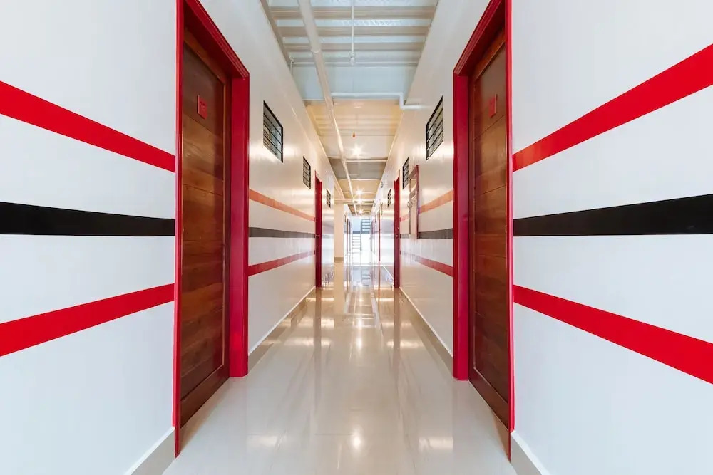 RedDoorz Plus near UST Manila