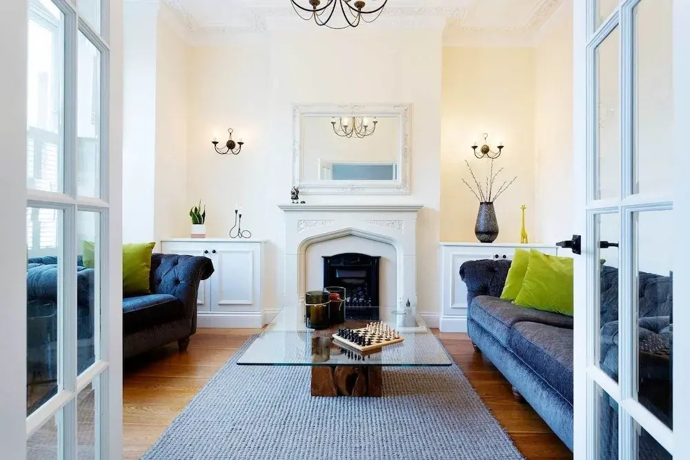 Clean Lines By Clapham Common