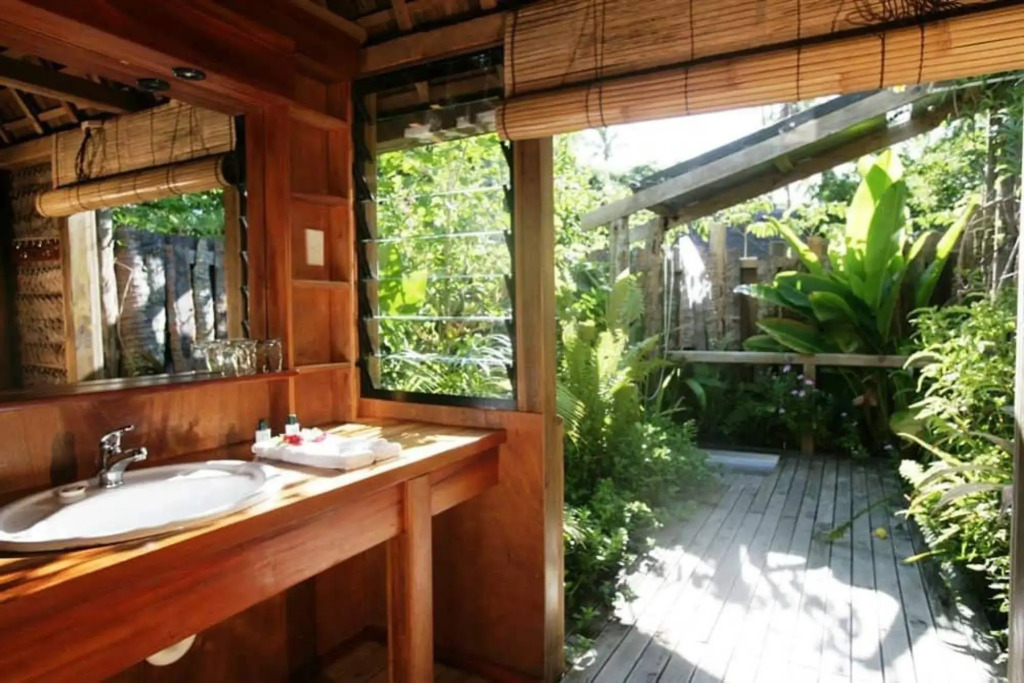 Fafa Island Resort