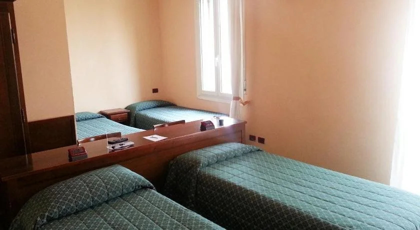 Hotel Emilia