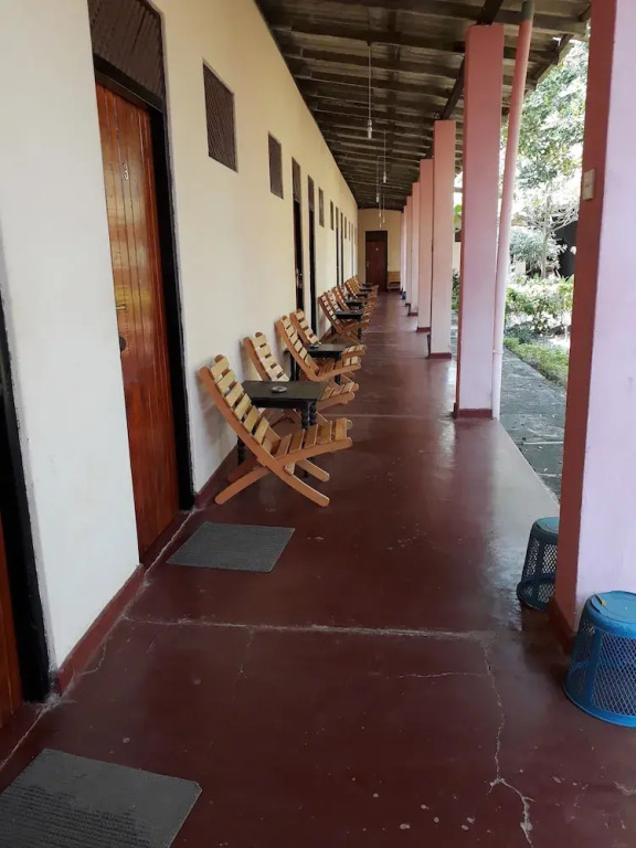 Shahira Hotel