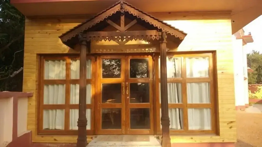 Baine Holiday Resort