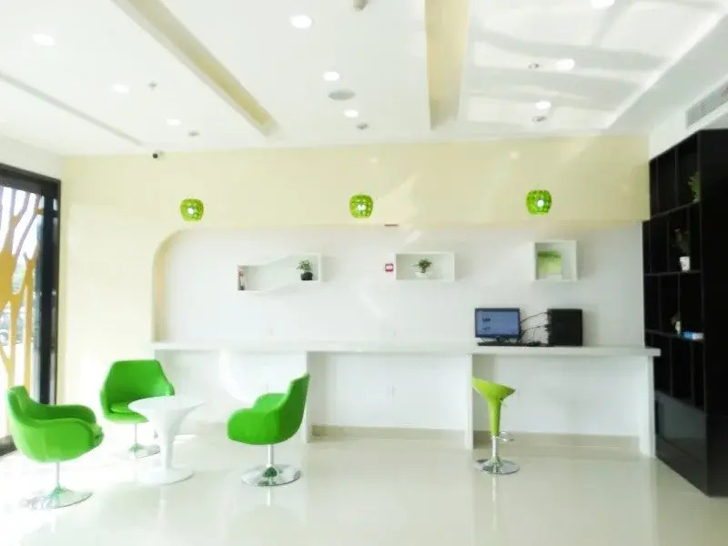 Vatica JiangSu Wuxi Xibei Canal Metro Station Huilv Road Hotel
