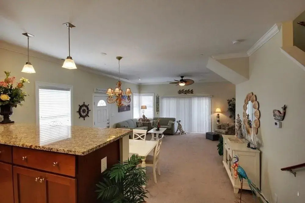 1602 Sunburst 111 - 3 Br Home