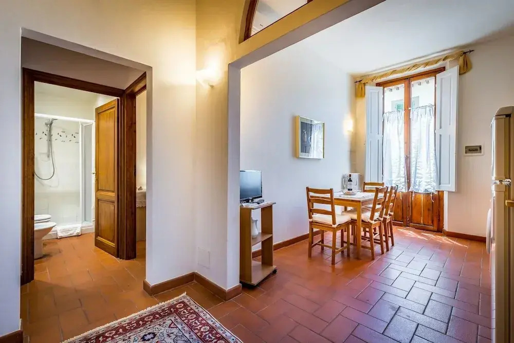 Classic Tuscany Apartments by Mmega
