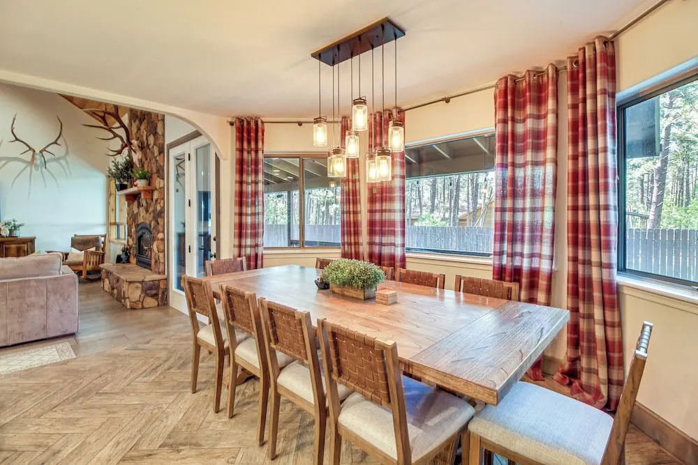 Near Woodland Lake Park: Cabin w/ Serene Deck!