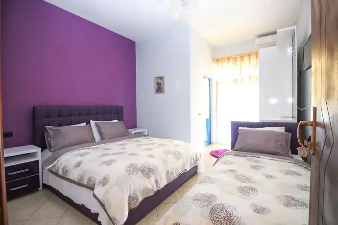 Hotel Zhironi