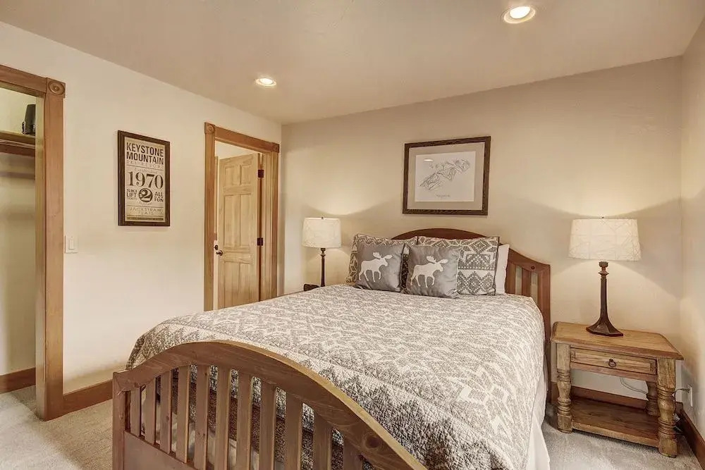201 Mill Creek (72 River Run Road) 4 Bedroom Condo by RedAwning
