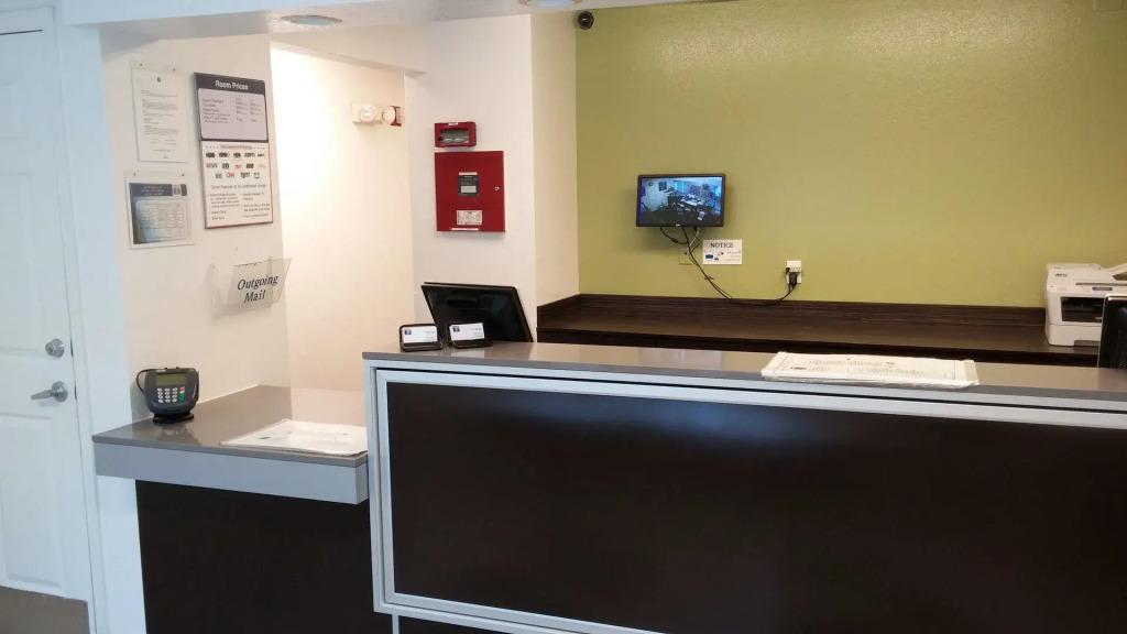 Studio 6 Extended Stay - Coral Springs, FL - Fort  Lauderdale