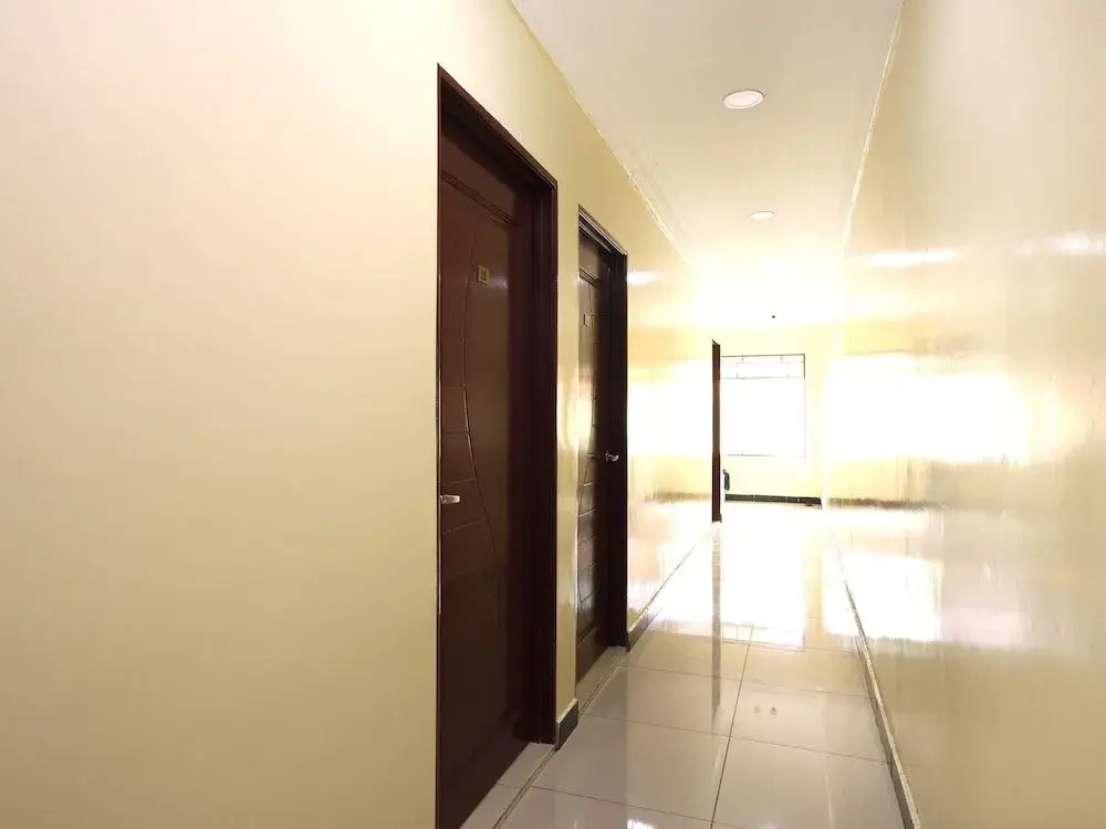 OYO 90170 Dynamic Hotel