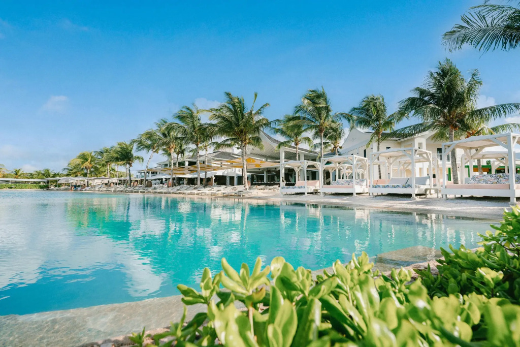 Papagayo Beach Hotel