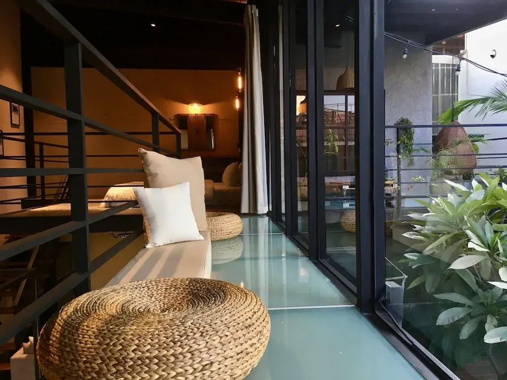 28 The Loft