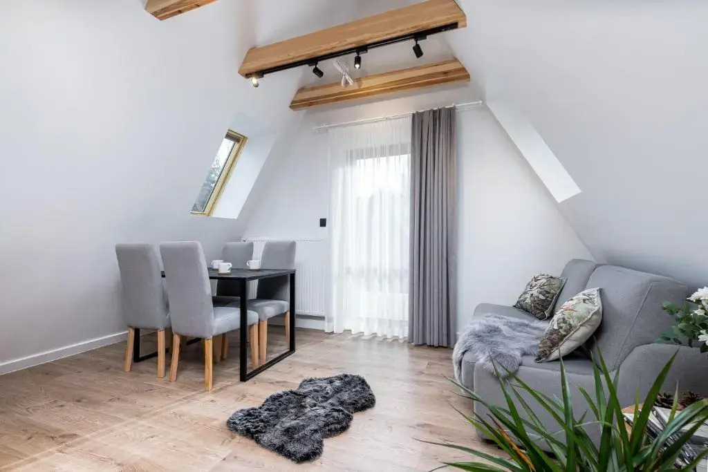 Villa 7 Apartments
