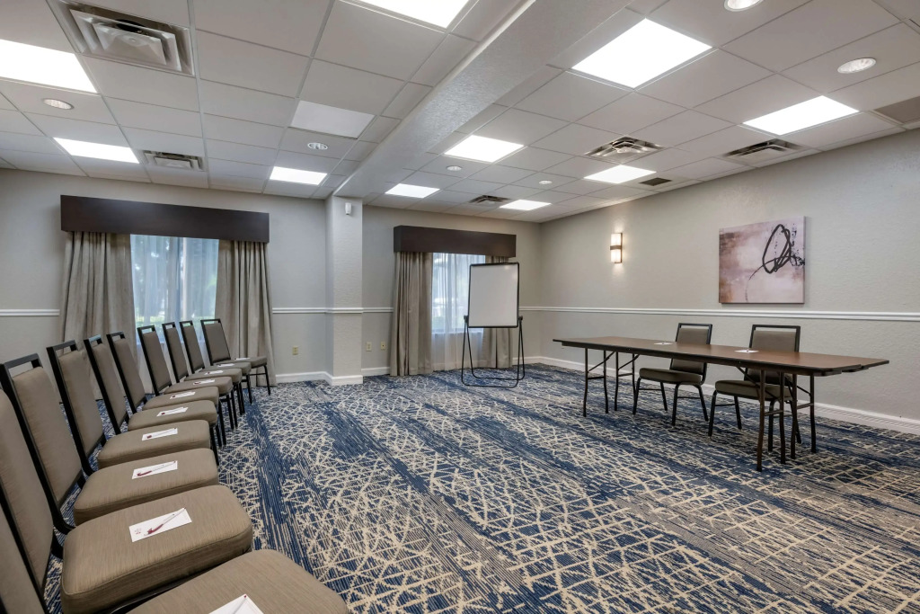 Best Western Plus Orlando East - UCF Area