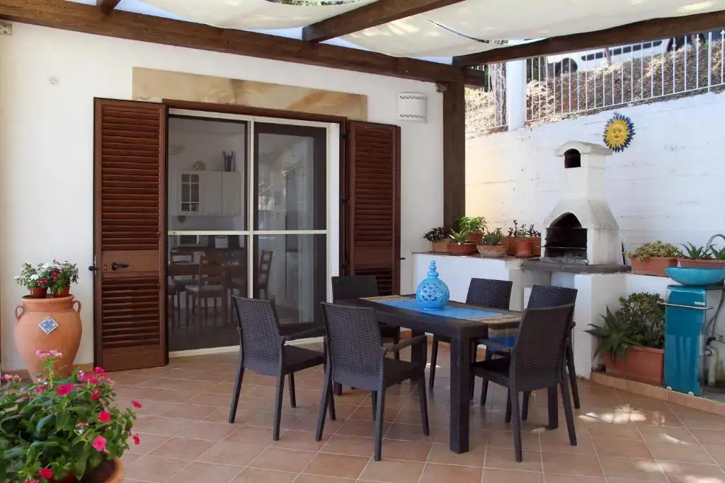 Villa DAMMUSO by Local House - private villa infinity pool & seaview