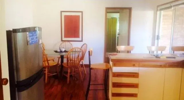 Australian Home Away @ East Doncaster Andersons Creek 1