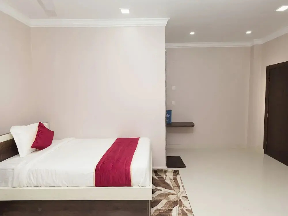 Hotel Aashiyana
