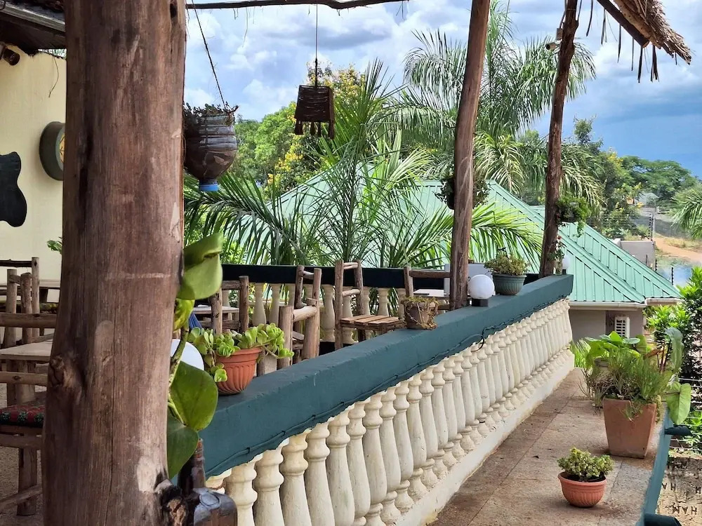 Hill View Garden Hotel
