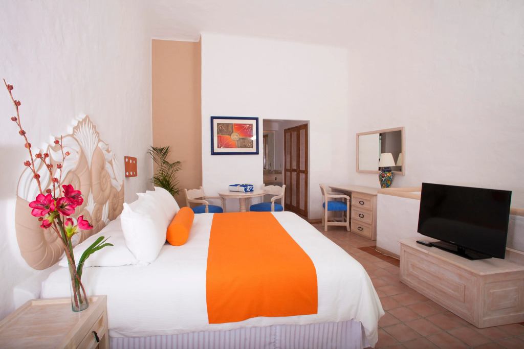 Flamingo Vallarta Hotel & Marina