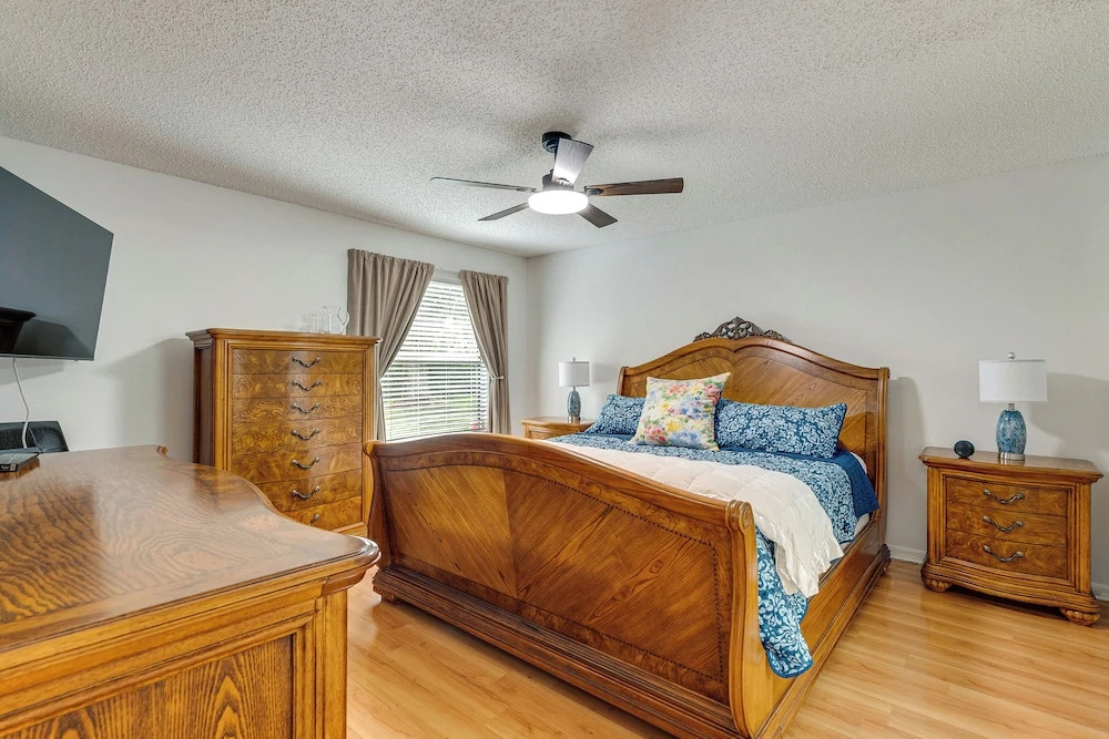 Golf + Poolside Bliss! Retreat 2 Mi to Lake Sumter