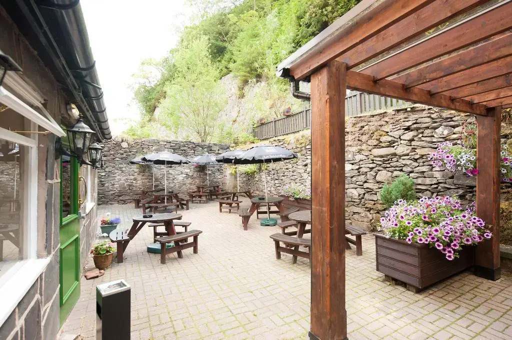 Pont Y Pair Inn