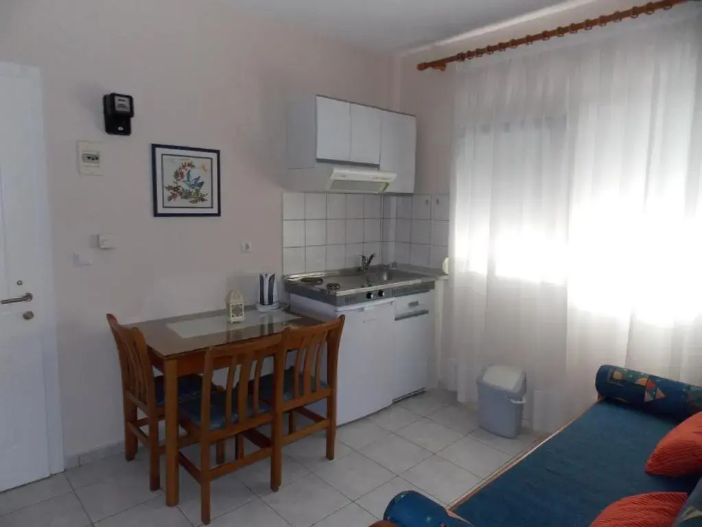 Ioli Apartments