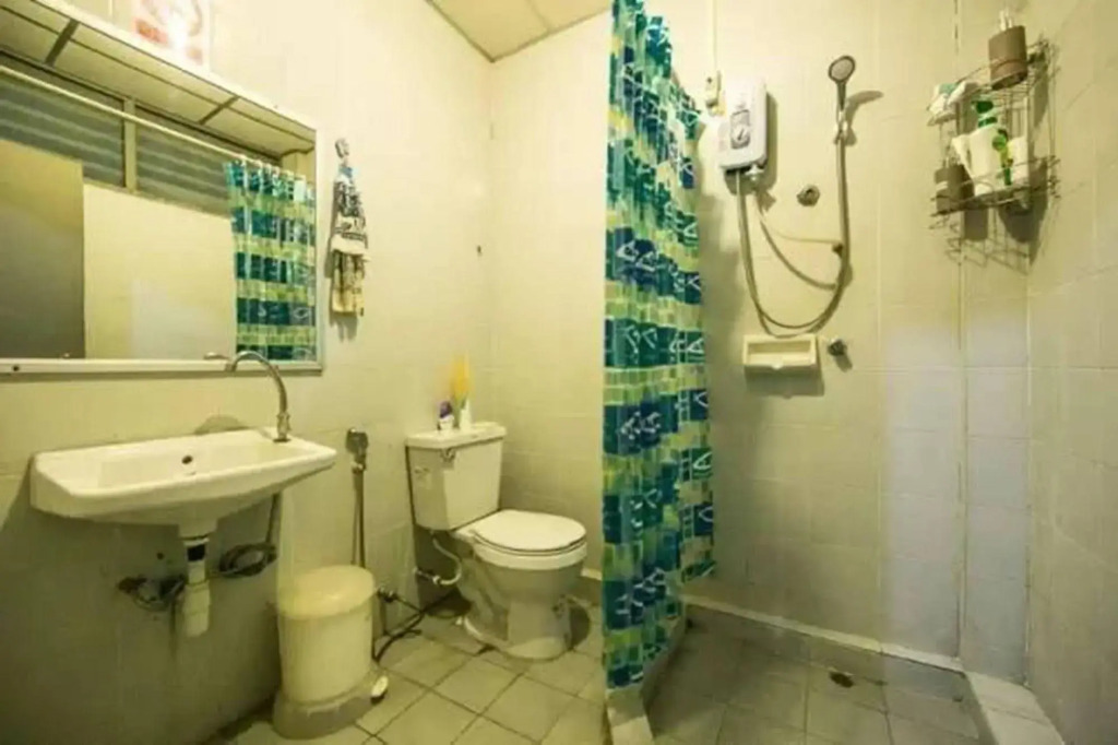 Funki Nimman Guesthouse