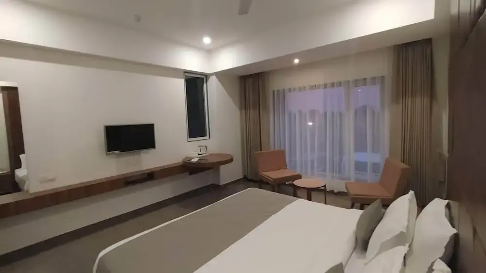 Raaj Svasti Inn