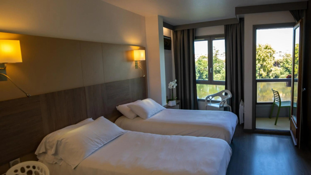 La Chartreuse Logis Hotel Restaurant