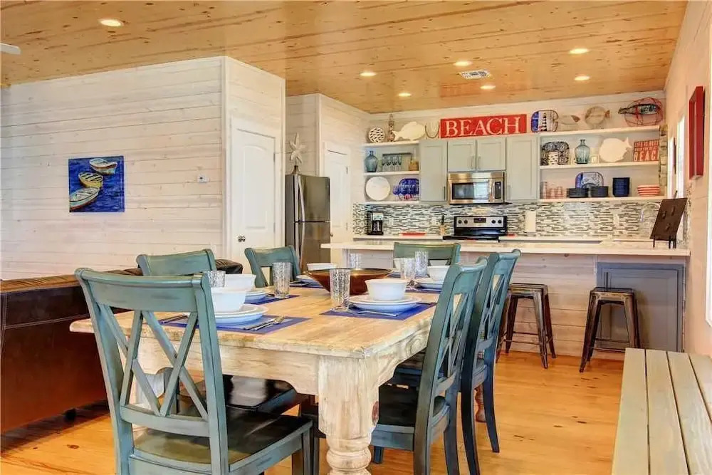 2727 S 11th Street #12 4 Bedrooms 3 Bathrooms Home