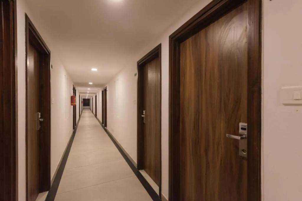 Hotel Karuna Residency