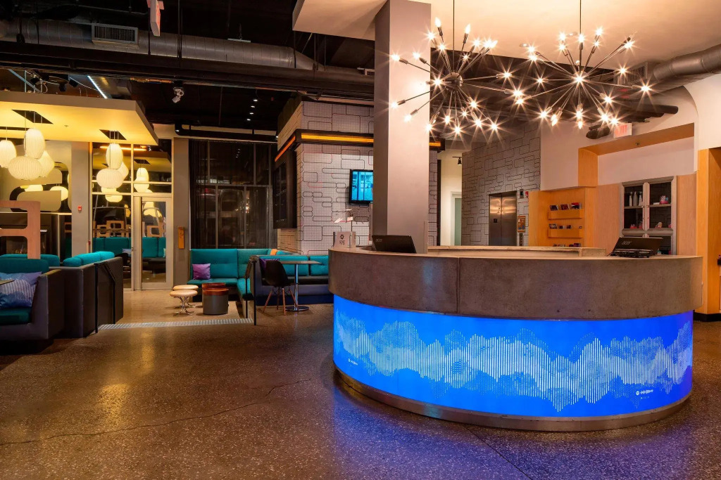 Aloft by Marriott Rogers-Bentonville
