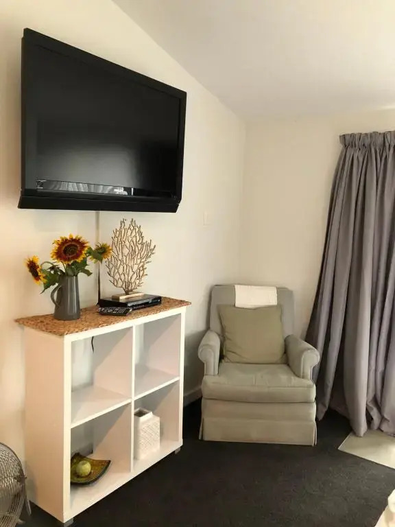 Westown Studio (Adults Only)