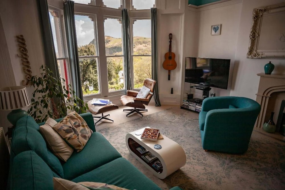 Sea View Ultimate Boutique Escape!