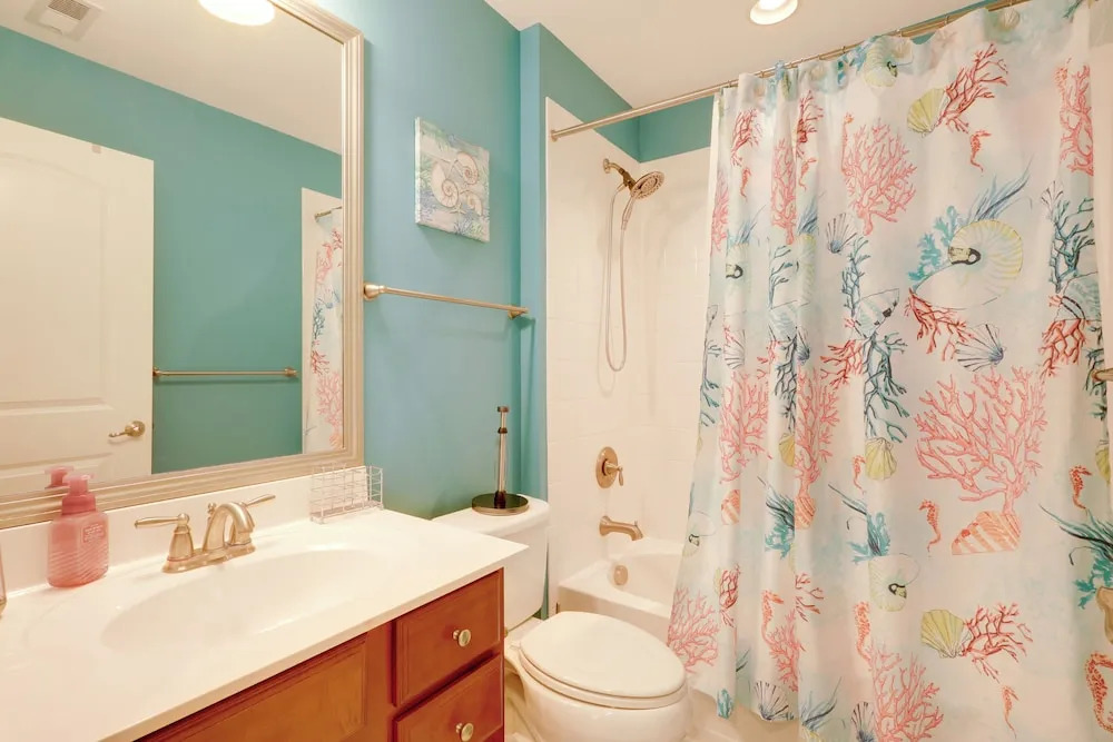 6 Mi to Bethany Beach: Family Home w/ BBQ & Yard