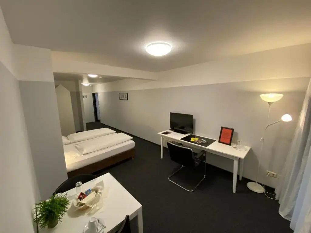 Hotel U Mülheim Free Parking Highspeed WiFi