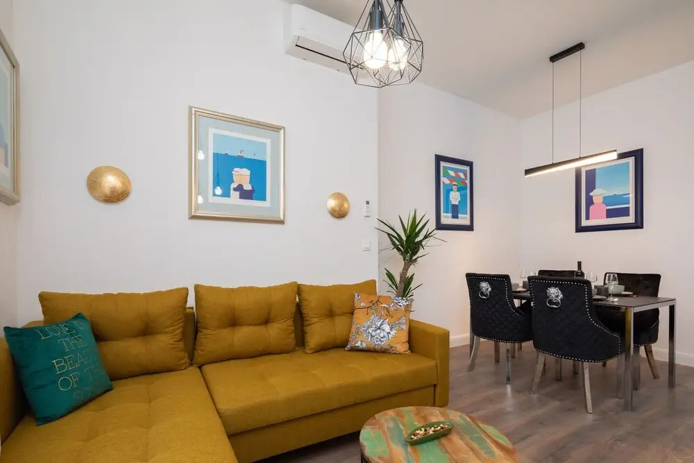 Luxury apartment Toni with patio in the heart of Split