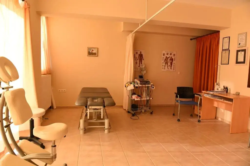 Antonis Apts, Physio Fitness Retreats