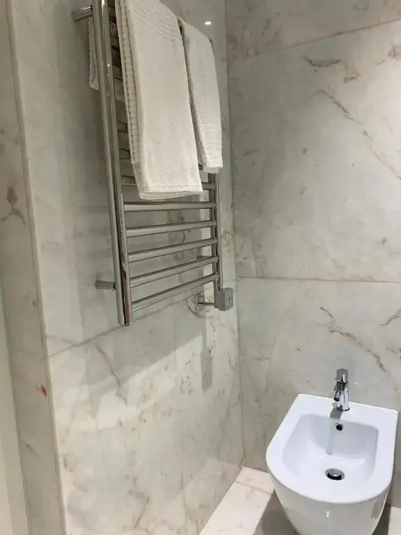 New!! Luxury Avenida Da Liberdade Flat- with Rooftop and Pool