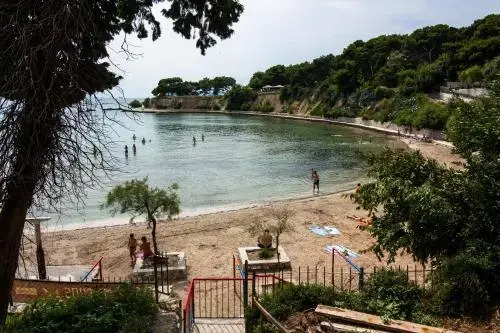 Apartment Near Firule sandy beach